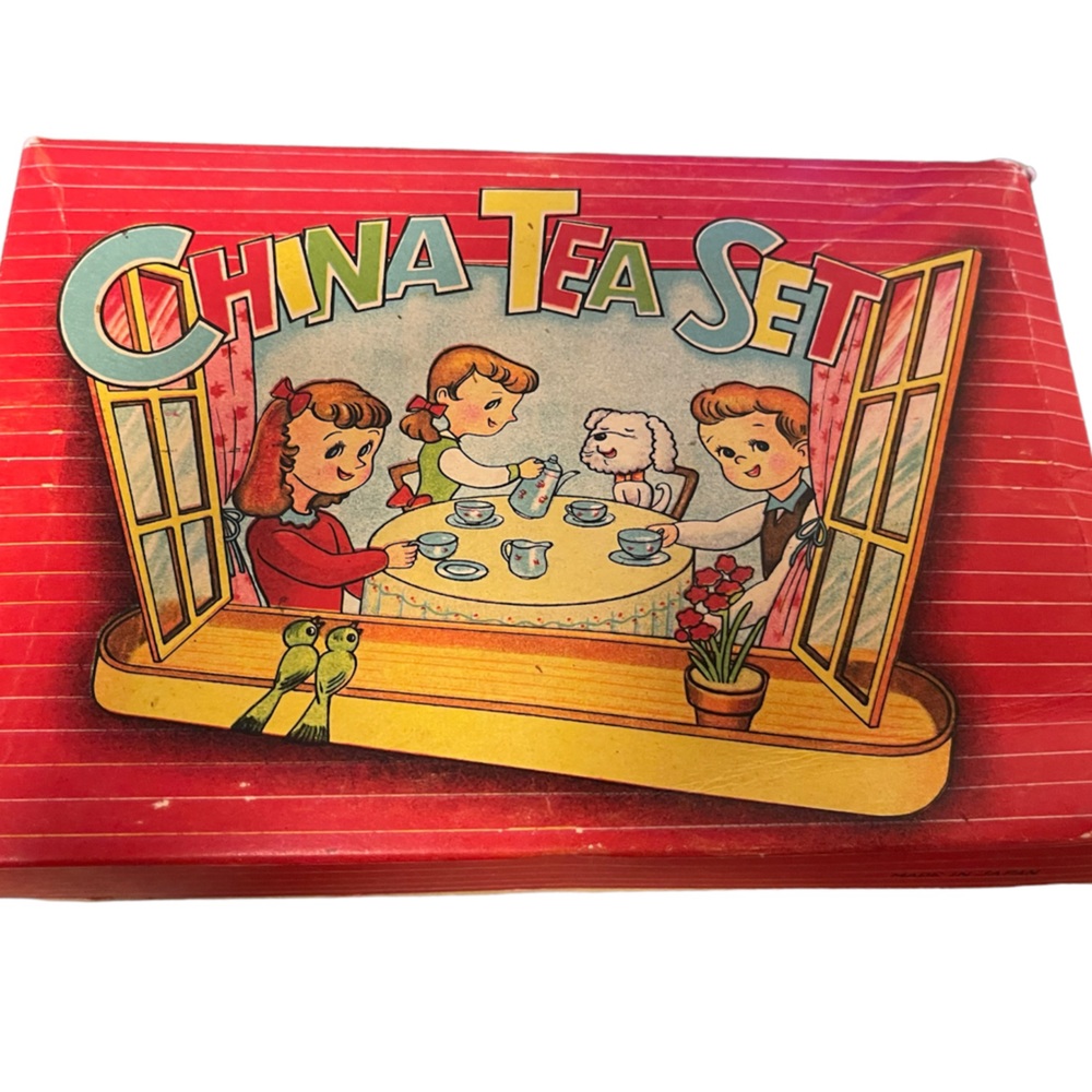 🚫🚫🚫🚫 SOLD 🚫🚫🚫 Vintage China Tea Set
